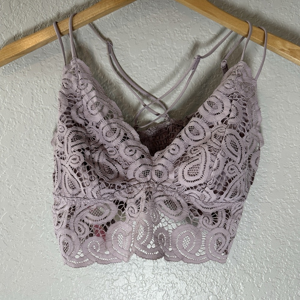 PINK Victoria's‎ Secret Lace Bralette Lavender M Wireless Stretch Boho Feminine